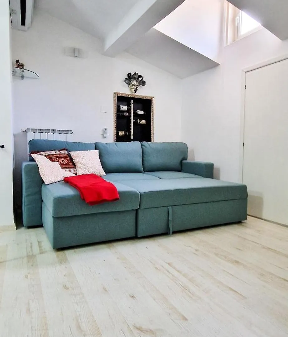 Milla Apartment In Art Deco Villa Florence