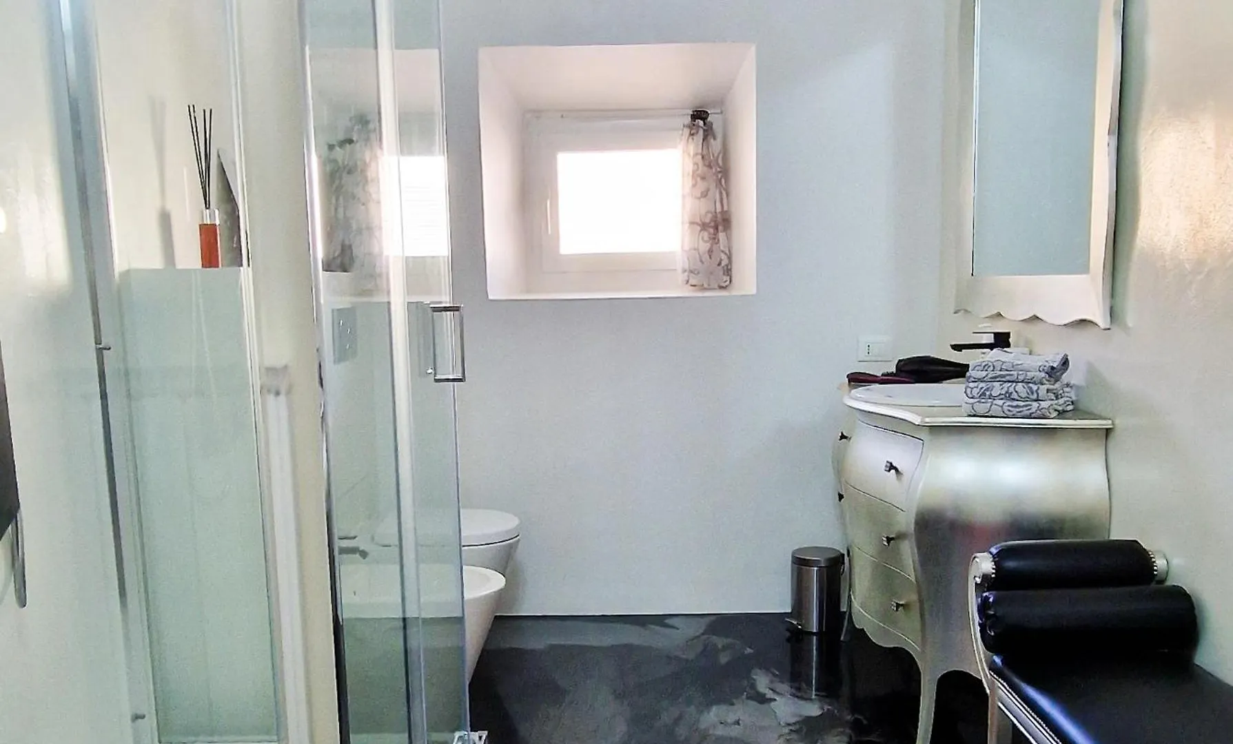 Milla Apartment In Art Deco Villa Florence