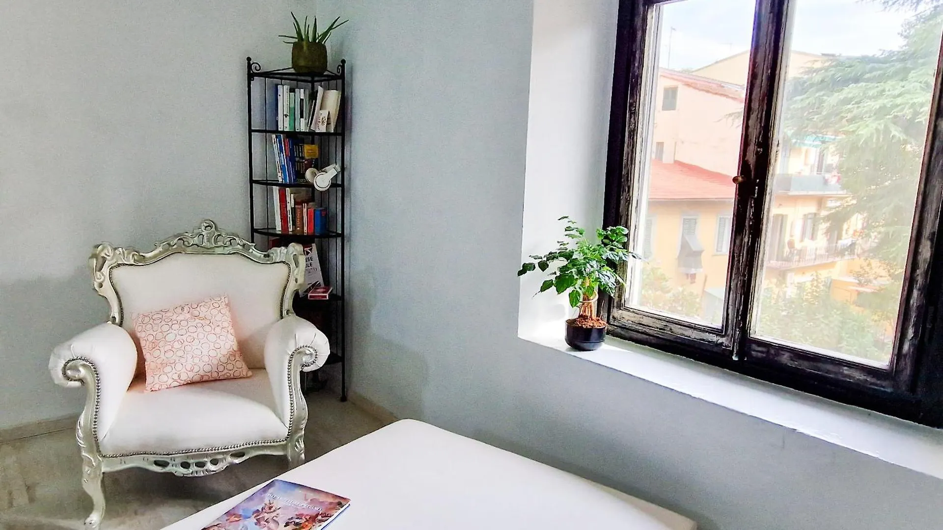 Milla Apartment In Art Deco Villa Florence